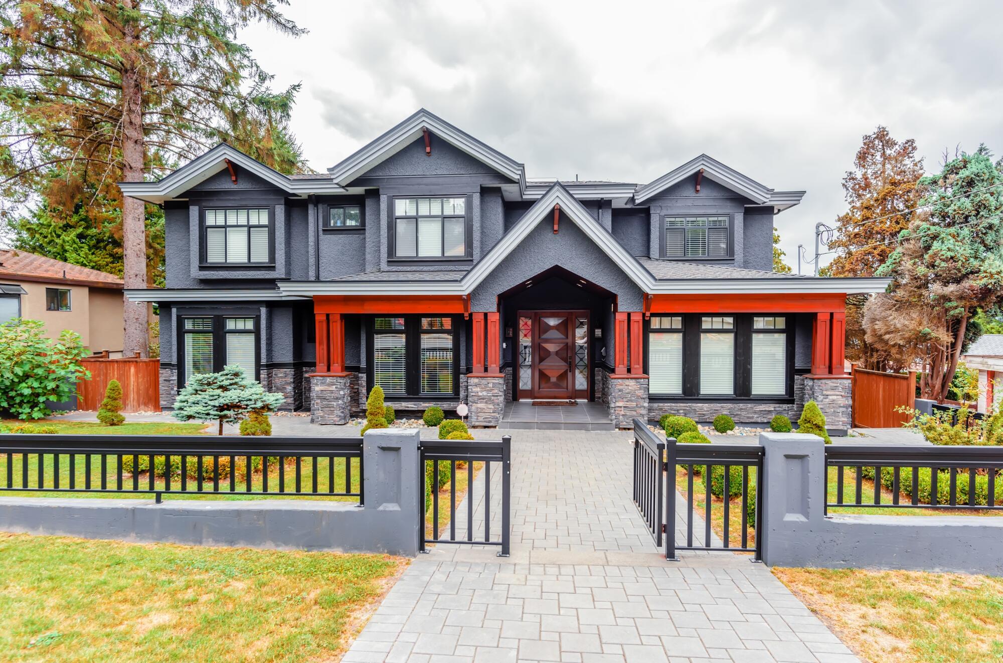 Does an HOA Increase Property Values in Louisville, Kentucky?
